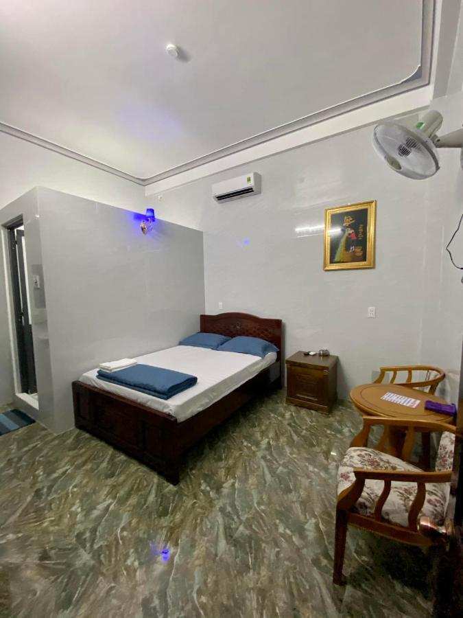Nha Nghi Duy Tan Motel 140 Nguyen Du 0353007568 Quảng Ngãi Kültér fotó