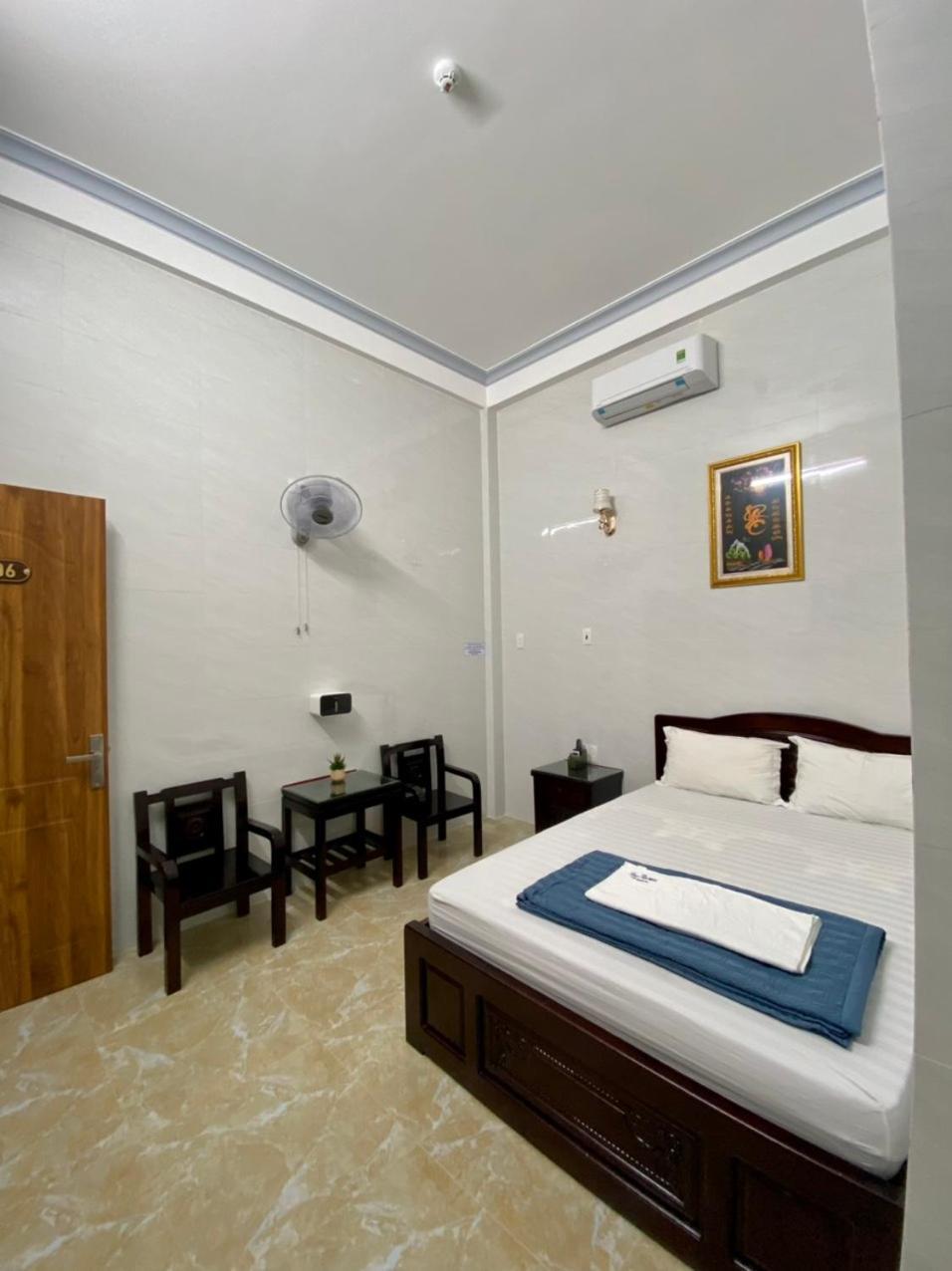 Nha Nghi Duy Tan Motel 140 Nguyen Du 0353007568 Quảng Ngãi Kültér fotó